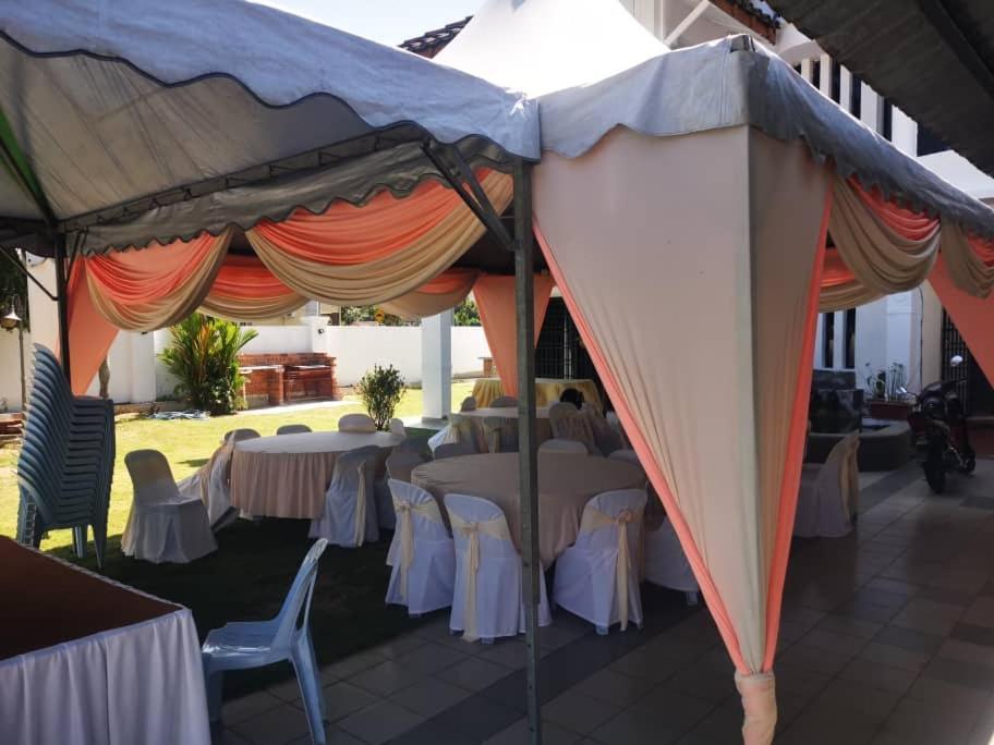 לומוט Prairie Villa Homestay מראה חיצוני תמונה