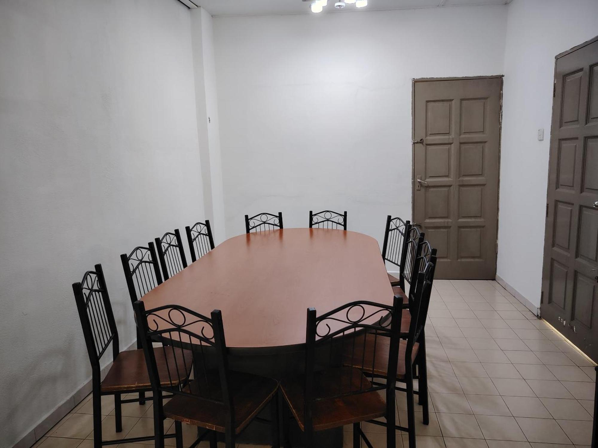 לומוט Prairie Villa Homestay מראה חיצוני תמונה